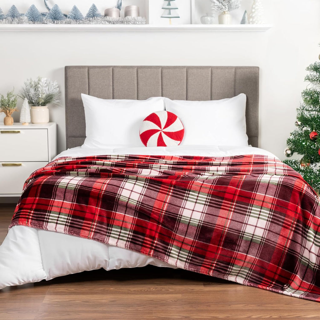 Throw Blanket | Holiday Christmas Red Fleece Blanket | Soft, Plush, Warm Winter Cabin Throw, 50X60 (Red Green Plaid)