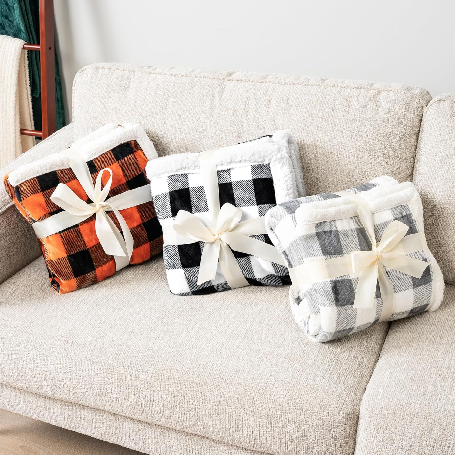 Queen Checkered Sherpa Blanket Couch Sofa Bed, White Black, 90X90